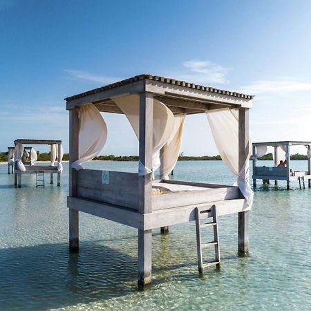 Mahogany Bay Resort And Beach Club, Curio Collection San Pedro  Εξωτερικό φωτογραφία