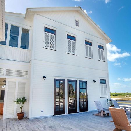 Mahogany Bay Resort And Beach Club, Curio Collection San Pedro  Εξωτερικό φωτογραφία
